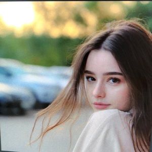 Meet your Posher, Hazel